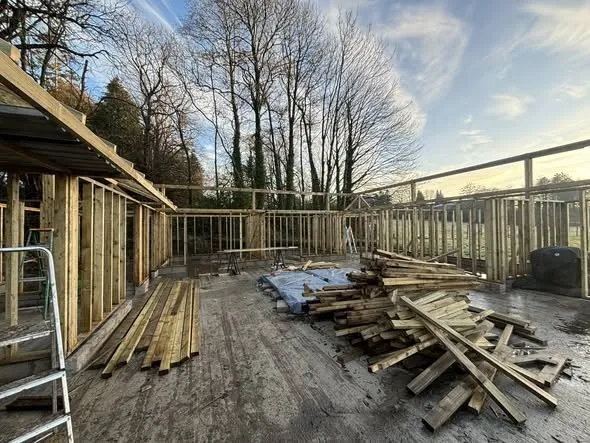 Equestrian Stables Rebuild: photo 3